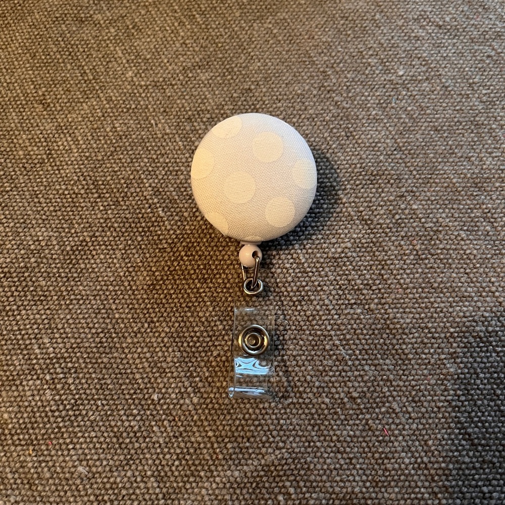 Badge reel